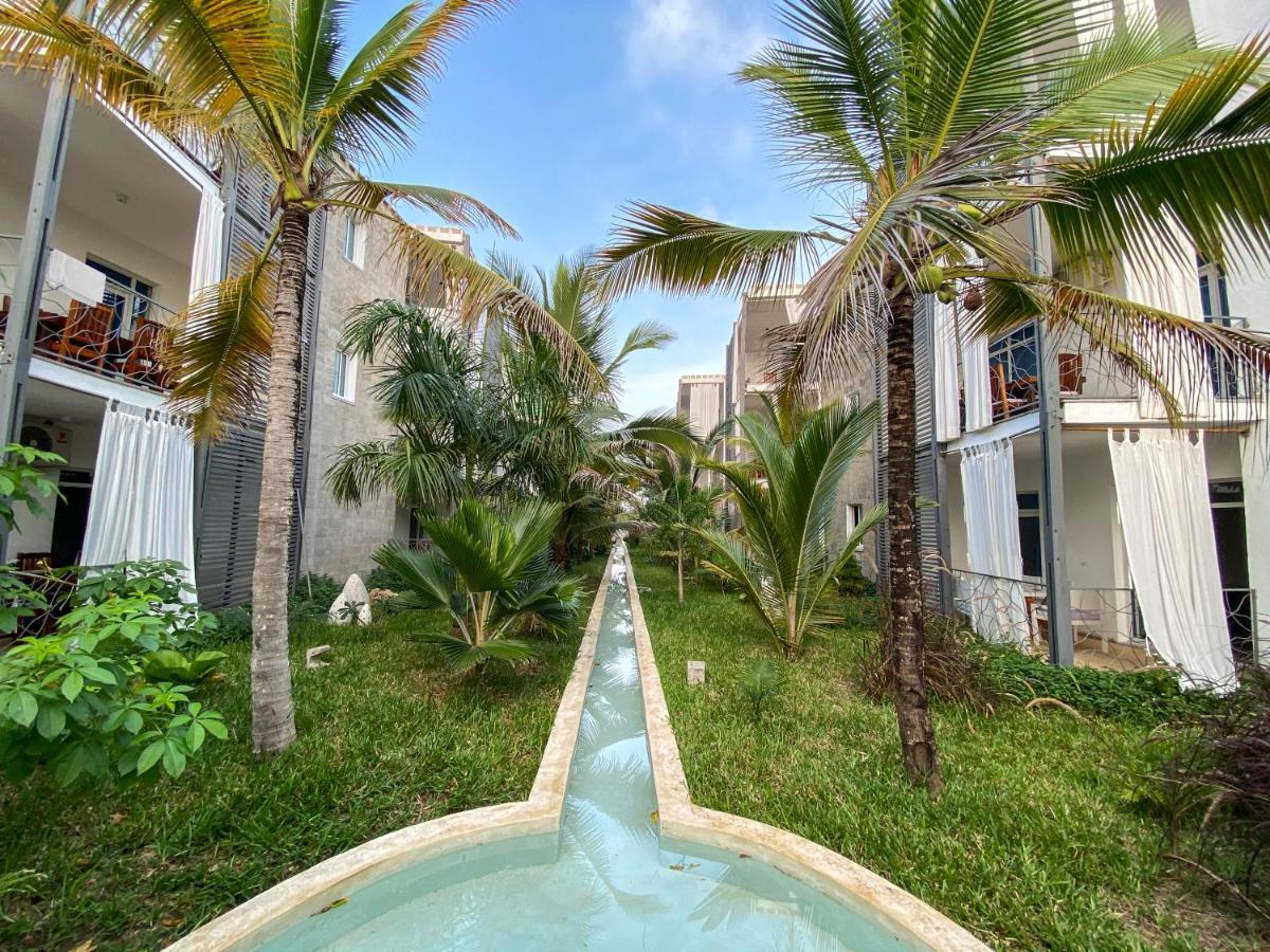 Aqua Resort Diani Beach Bagian luar foto