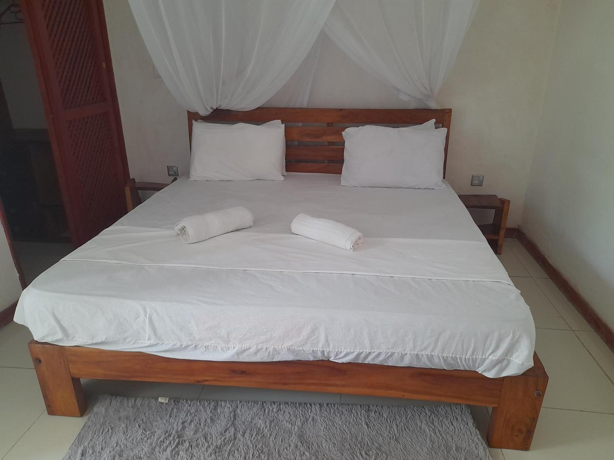 Aqua Resort Diani Beach Bagian luar foto