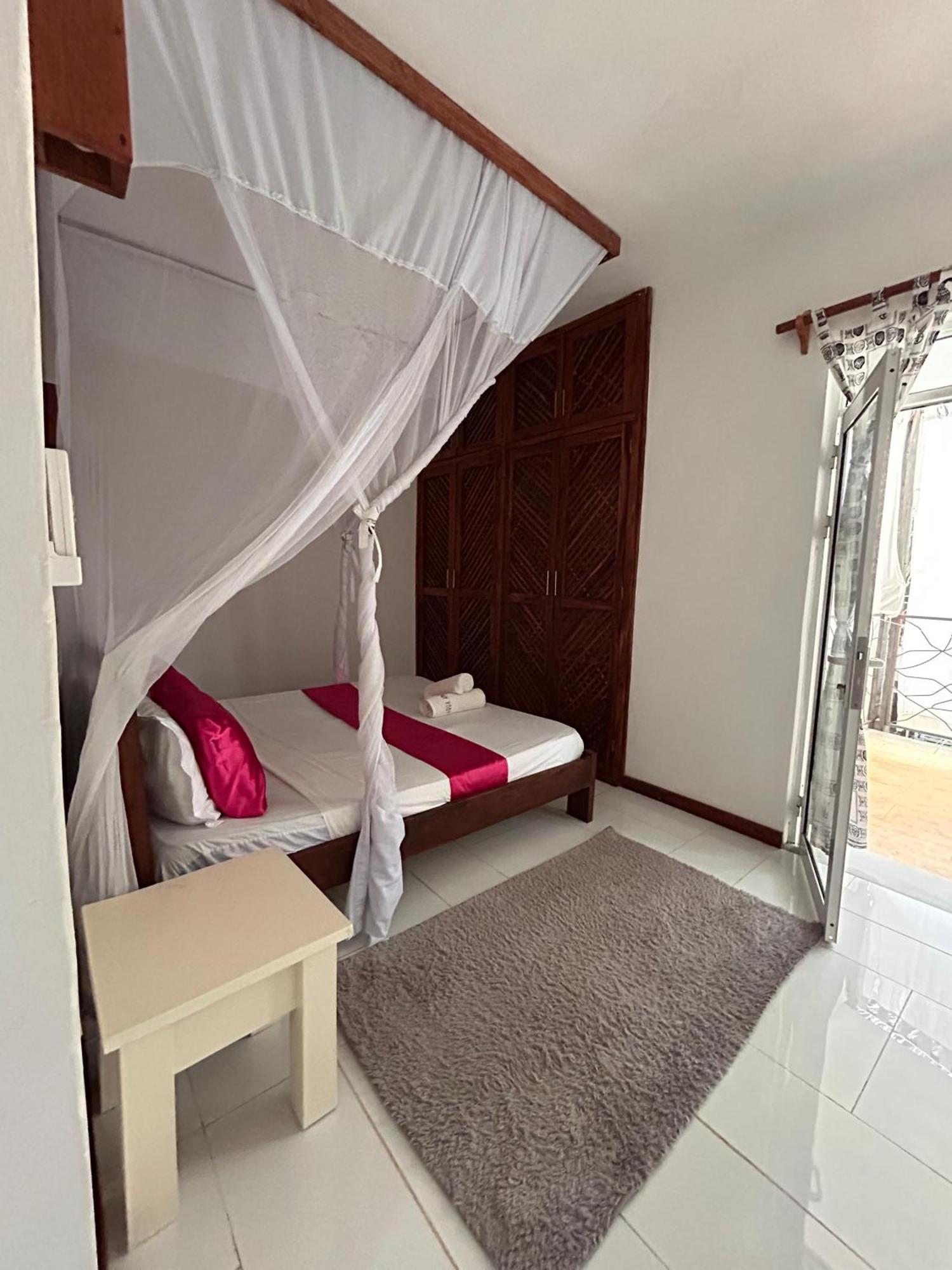 Aqua Resort Diani Beach Bagian luar foto